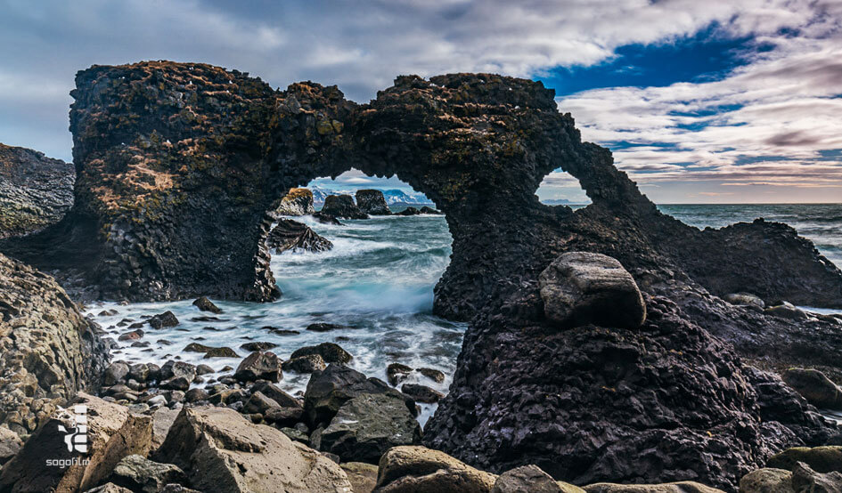 Cliffs & Rock formations